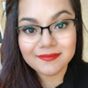 Meet your Posher, Elyssa